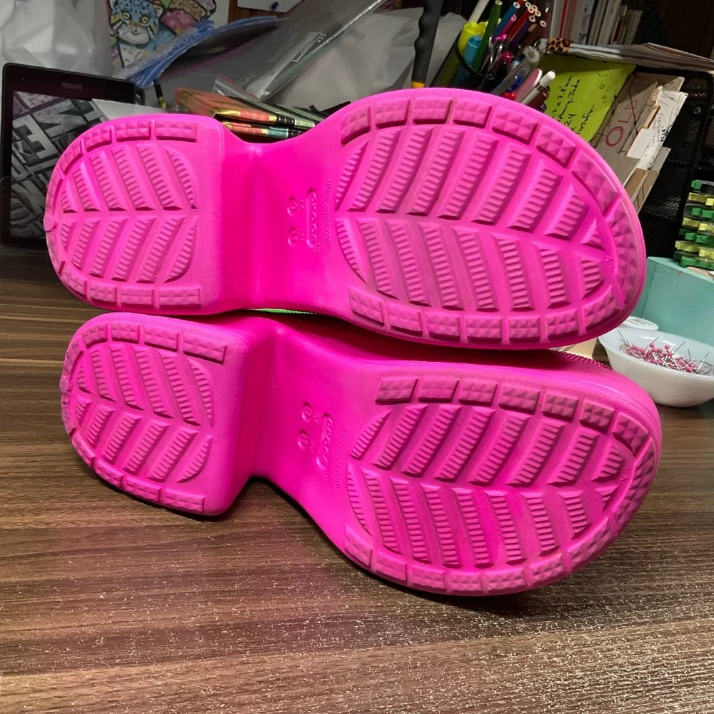 Crocs Siren clogs, neon hot pink, women’s 11, men’s 9 - Picture 3 of 11